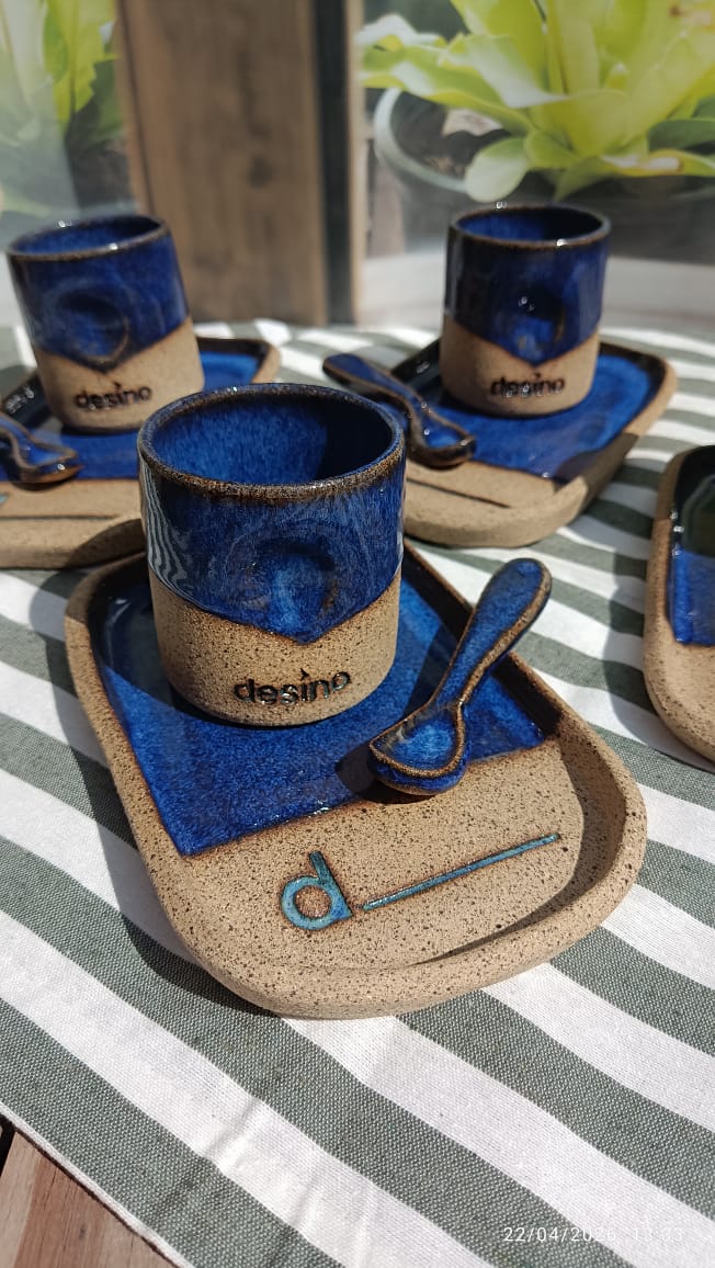 Conjunto azul de cerâmica personalizado